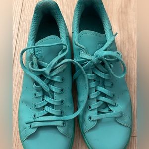 Stan smith adidas shoes size 9.5